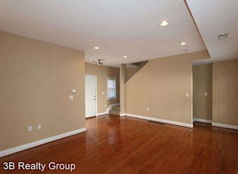 1716 Grandmere Ln. - Cincinnati, OH