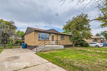 1120 W Oxford Ave - Englewood, CO