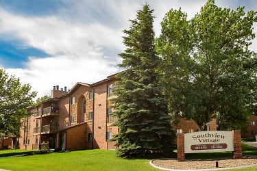 Southview Village Apartments - Fargo, ND