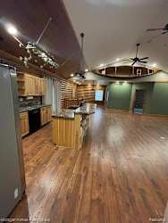 9899 McPherson Rd - Millington, MI