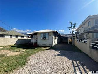 87-238 Farrington Hwy - Waianae, HI