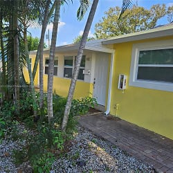 620 SW 10th St #B - undefined, undefined