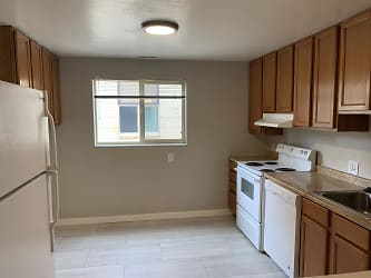 7670 W 61st Ave unit 06 - Arvada, CO