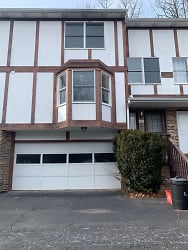 942 Galen Dr unit 942 - State College, PA