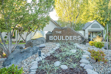 Boulders On The River Apartments - Eugene, OR