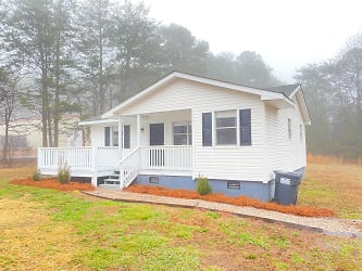 211 Carlyle Rd - Troutman, NC