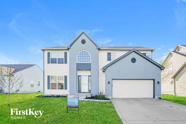 4605 Tylar Chase - Grove City, OH