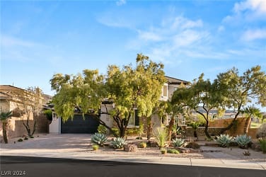 1327 Quiet River Ave - Henderson, NV