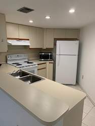 10241 NW 9th St Cir #214-5 - Miami, FL