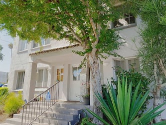 9037 Rangely Ave - West Hollywood, CA