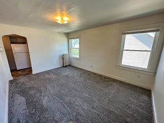 141 Campus Ave Apartments - Ames, IA