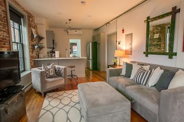 140 Penhallow St #2A - Portsmouth, NH