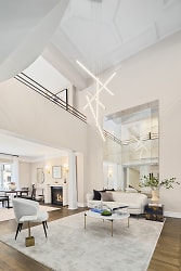 317 W 92nd St HOUSE Apartments - New York, NY