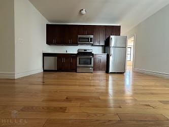 21-80 38th St unit C1 - Queens, NY