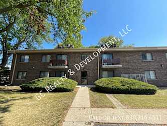 160-180 N Wolf Rd - 180 N Wolf Rd - Unit 1D - Wheeling, IL
