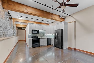 330 9th St E unit 208 - Saint Paul, MN