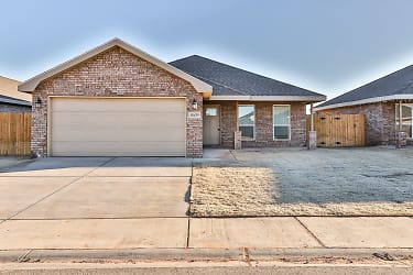 8609 10th Place - Lubbock, TX