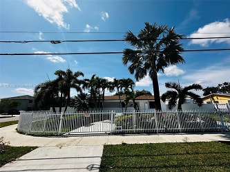 30120 SW 152nd Ave - Homestead, FL