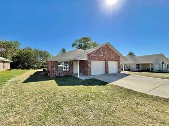 2205 Indian Trail - Harker Heights, TX