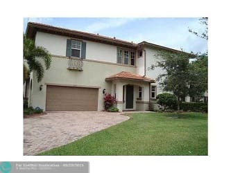 6013 NW 118th Dr - Coral Springs, FL