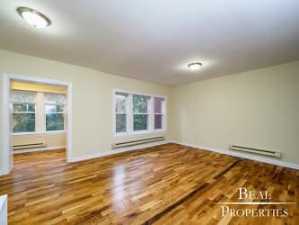 4427 N Wolcott Ave - Chicago, IL