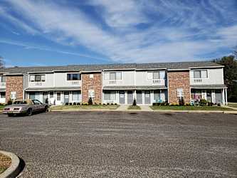 Deer Park Manor Apartments - Sicklerville, NJ