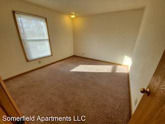 1715 S 4th Ave E Apartments - Newton, IA