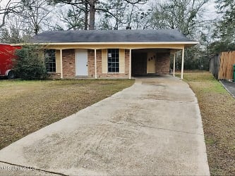 5632 Rose Dr - Moss Point, MS