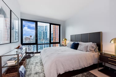 21 West End Ave unit 43-09 - New York, NY