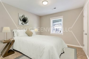 10 Stagg St unit 19 - Greenville, SC