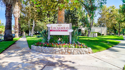 Los Arboles Apartments - Redlands, CA