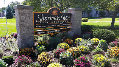 Sherman Glen Apartments - Madison, WI