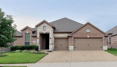 2308 Brittany Ave - Melissa, TX