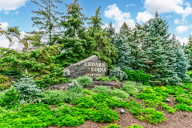 Cedars Of Edina Apartments - Edina, MN