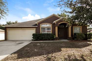 810 Adour Dr - Kissimmee, FL