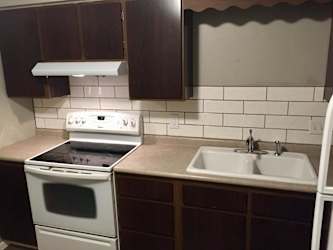 205 N Main St - Prairie City, IA