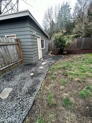 4105 SW 91st Ave - Portland, OR