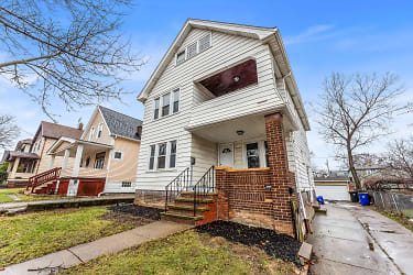 7902 Rosewood Ave unit UP - Cleveland, OH