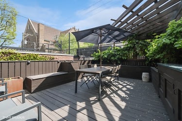 2043 N Bissell St unit 1 - Chicago, IL