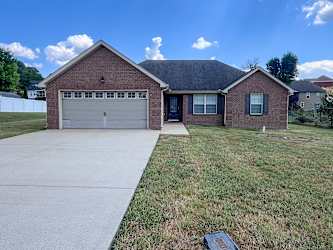 89 Auburn Hills Dr - Woodbury, TN