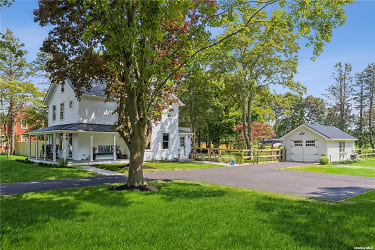 3400 Youngs Ave Apartments - Southold, NY