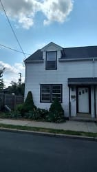 1086 1st Ave - Hellertown, PA