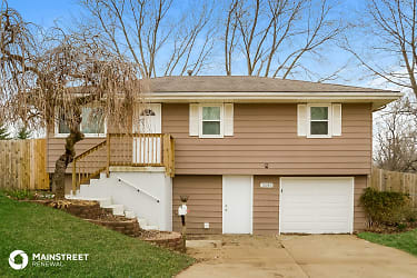 16380 E 34Th St S - Independence, MO