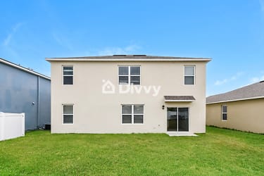 668 Squires Grove Dr - Winter Haven, FL