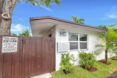1309 NE 16th Terrace #1 - Fort Lauderdale, FL