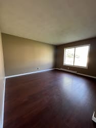 2153 Meadowlawn Dr - undefined, undefined
