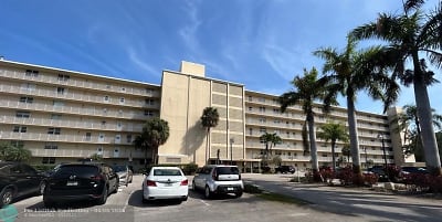 5500 NW 2nd Ave #214 - Boca Raton, FL