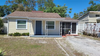 1478 Pierce St - Clearwater, FL