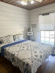 Room For Rent - Orange City, FL