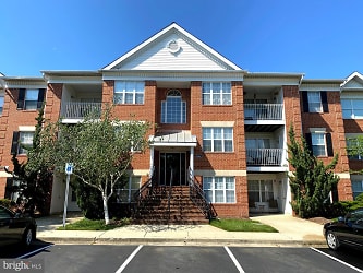 2406 Forest Edge Ct #102K - Odenton, MD
